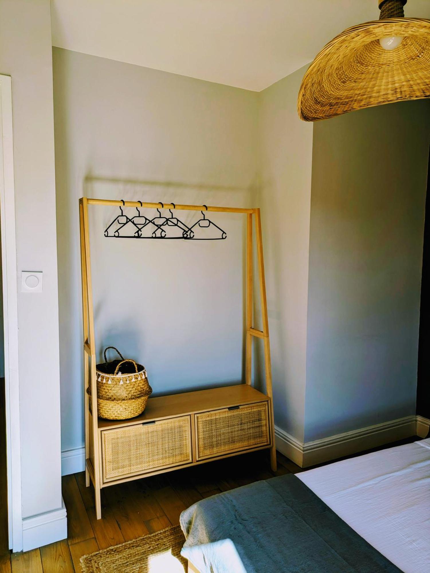 Parenthese Au Jardin Du Roy Apartment เนรัค ห้อง รูปภาพ